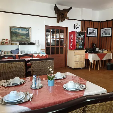 Luchs Hostel