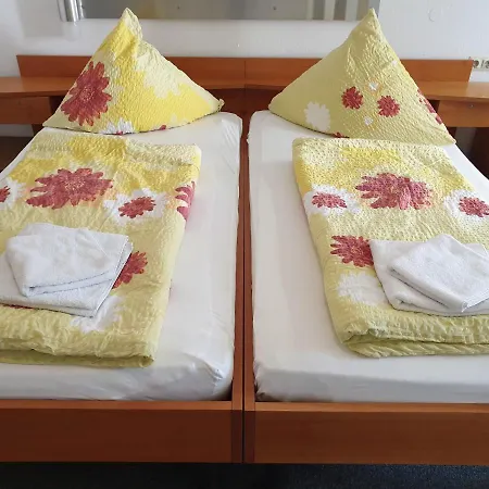 Hostel Luchs *
